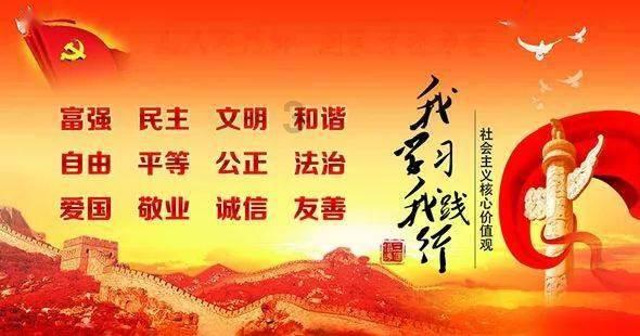 可爱女孩参加宴会